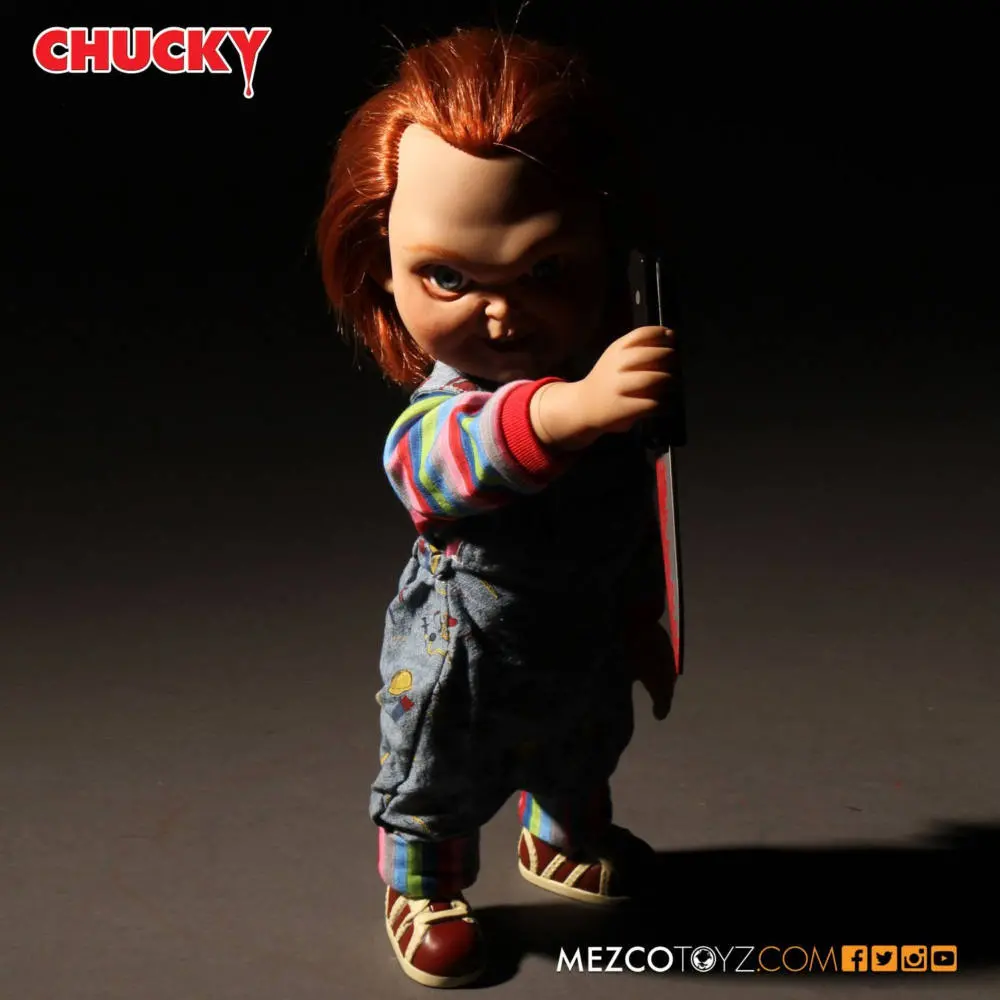 Mezco Child’s Play 15 Inch Talking Sneering Chucky Mega Scale Figure With Sound MDS Mega Scale 7 Mezco Child’s Play 15 Inch Talking Sneering Chucky Mega Scale Figure With Sound MDS Mega Scale 7