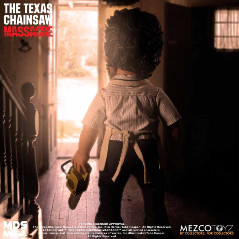 MDS Mega Scale The Texas Chainsaw Massacre (1974) 15″ Talking Leatherface Figure MDS Mega Scale 5
