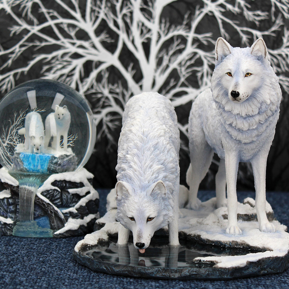 Warriors of Winter Wolf Figurine by Lisa Parker – Snowy Wolf Ornament Figurines Large (30-50cm) 2