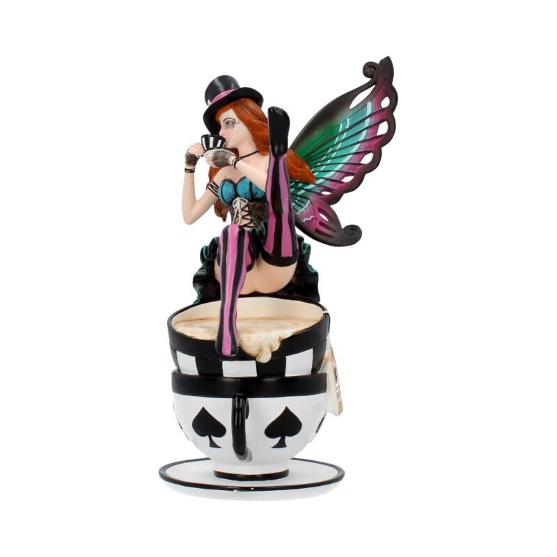 Hatter with Teacup 16cm – Wonderland Fairy Figurines Medium (15-29cm) 3