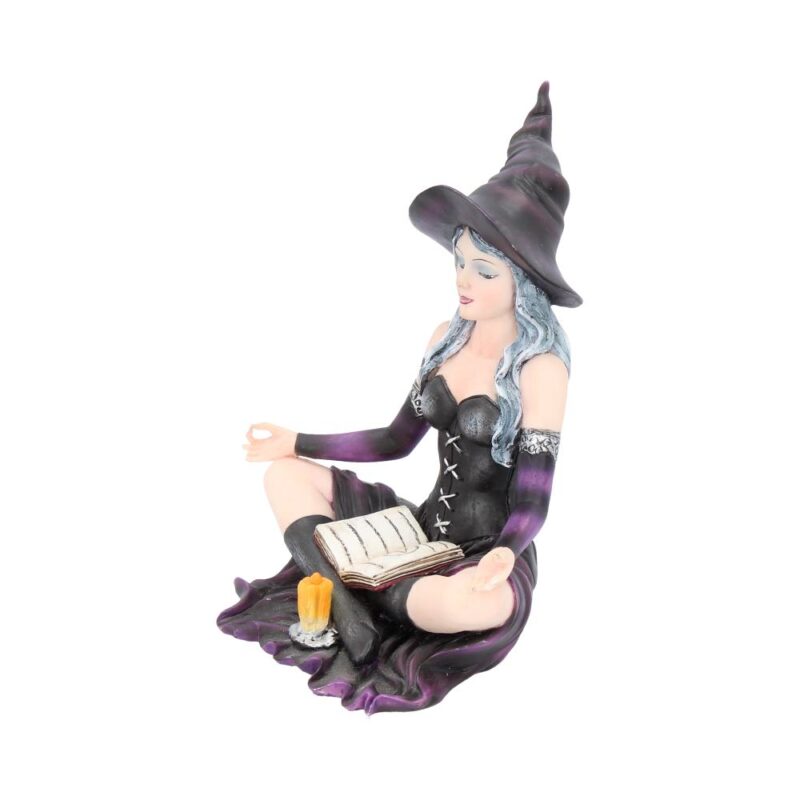 Aradia The Witch And Her Grimoire 14cm Figurines Small (Under 15cm) 3