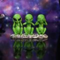 Three Wise Martians 16cm See No Hear No Speak No Evil Alien Figurines Figurines Medium (15-29cm) 10