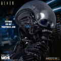 Alien Xenomorph Deluxe 6 Inch Mezco Designer Series (MDS) Figure 6" Figures 16