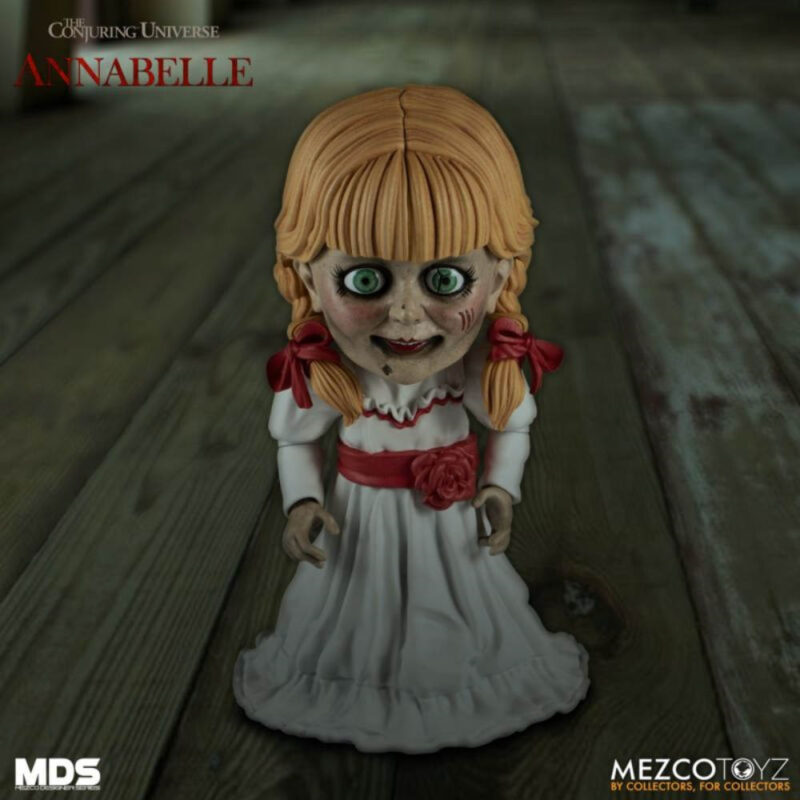Annabelle The Conjuring Universe Deluxe 6 Inch Mezco Designer Series (MDS) Figure MDS 6" Deluxe 3