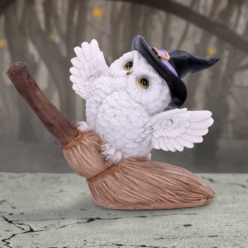 Snowy Flight Owl Figurine 13.5cm Figurines Medium (15-29cm) 9