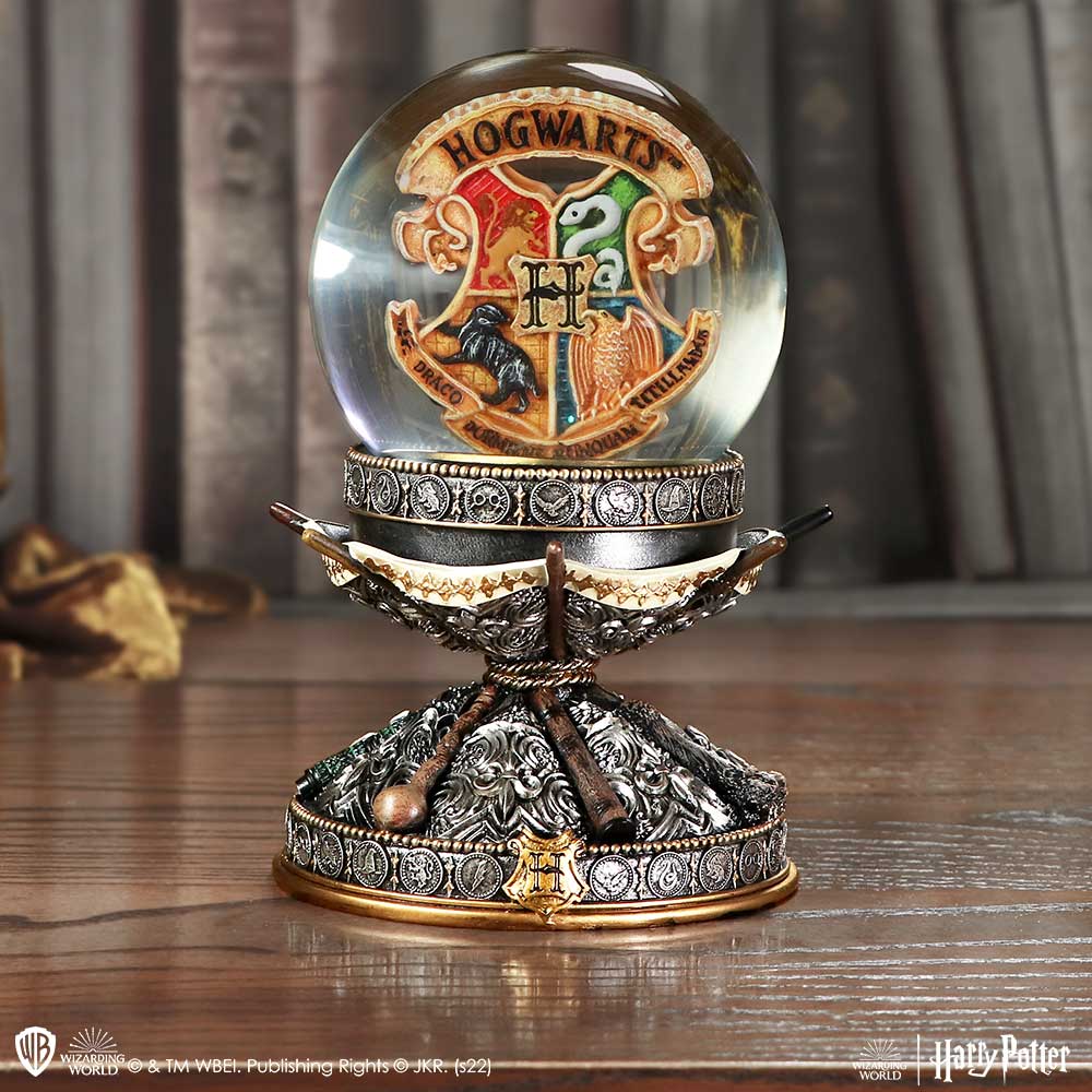 Officially Licensed Harry Potter Wands Snow Globe 16.5cm Homeware 2