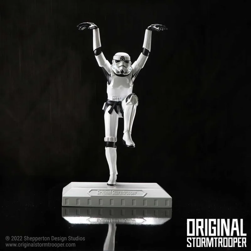 Officially Licensed Stormtrooper Crane Kick Figurine 20.5cm Figurines Medium (15-29cm) 3