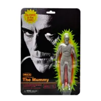 Universal Monsters 7″ Scale Glow in the Dark Action Figure – The Mummy 7" Figures