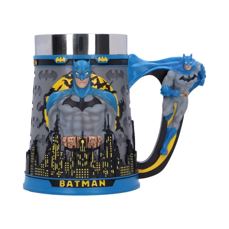 Batman The Caped Crusader City Skyline Tankard 15.5cm Homeware