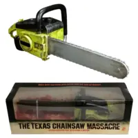 Texas Chainsaw Massacre (1974) Chainsaw Prop Replica With Sound Trick or Treat Studios Masks & Prop Replicas