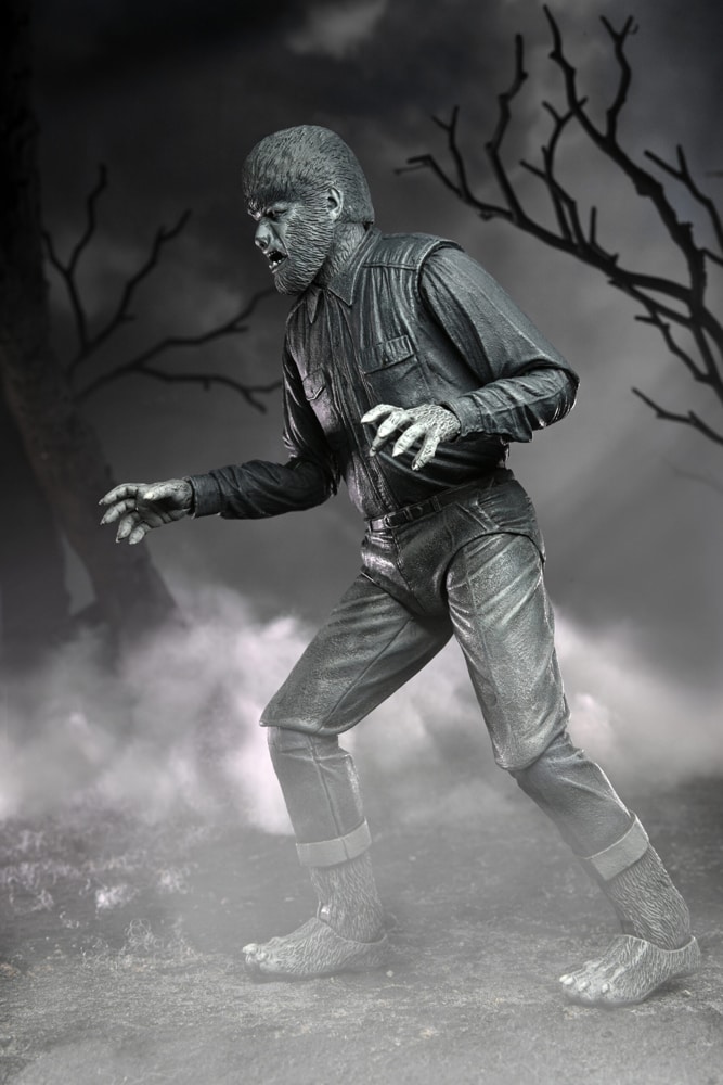 NECA Universal Monsters (B/W) Wolf Man Ultimate 7 Inch Scale Action Figure 7" Figures 25 NECA Universal Monsters (B/W) Wolf Man Ultimate 7 Inch Scale Action Figure 7" Figures 25