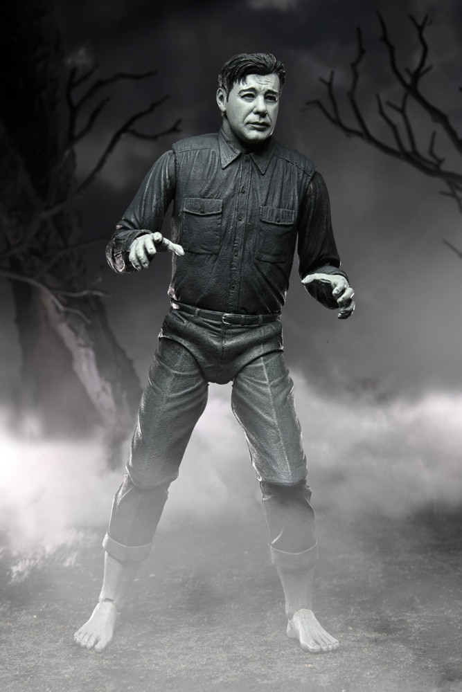 NECA Universal Monsters (B/W) Wolf Man Ultimate 7 Inch Scale Action Figure 7" Figures 17 NECA Universal Monsters (B/W) Wolf Man Ultimate 7 Inch Scale Action Figure 7" Figures 17