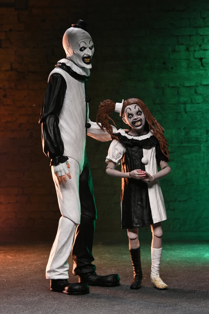PRE-ORDER NECA Terrifier 2 Art The Clown and Little Pale Girl Ultimate 7 Inch Scale 2-pack 7" Figures 13 PRE-ORDER NECA Terrifier 2 Art The Clown and Little Pale Girl Ultimate 7 Inch Scale 2-pack 7" Figures 13